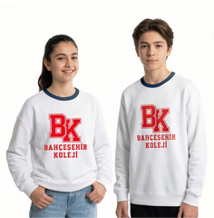 Bahçeşehir Lacivert Yaka Kırmızı Logolu Beyaz Sweatshirt