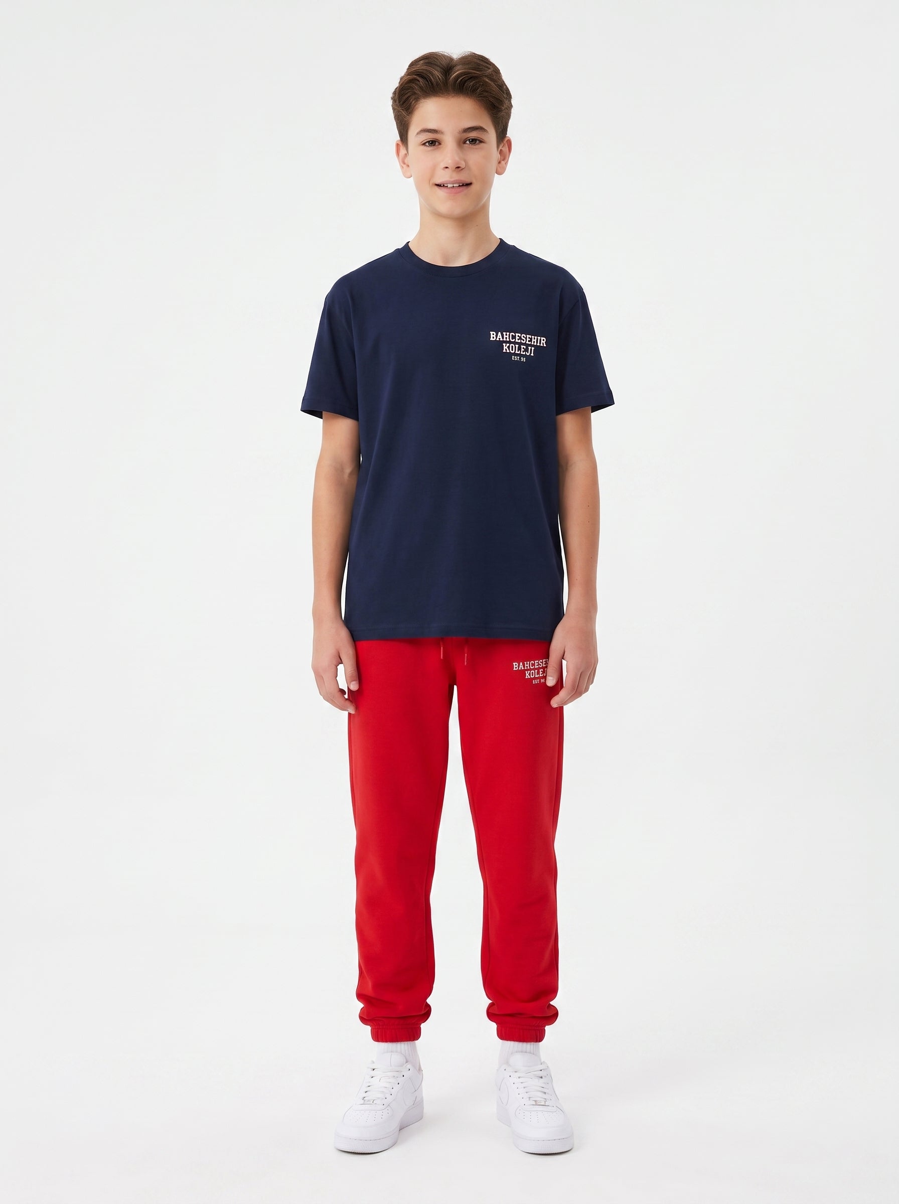 Bahçeşehir Koleji 26-27 Yeni Sezon Özel Tasarım T-Shirt + Özel Tasarım Kırmızı Eşofman